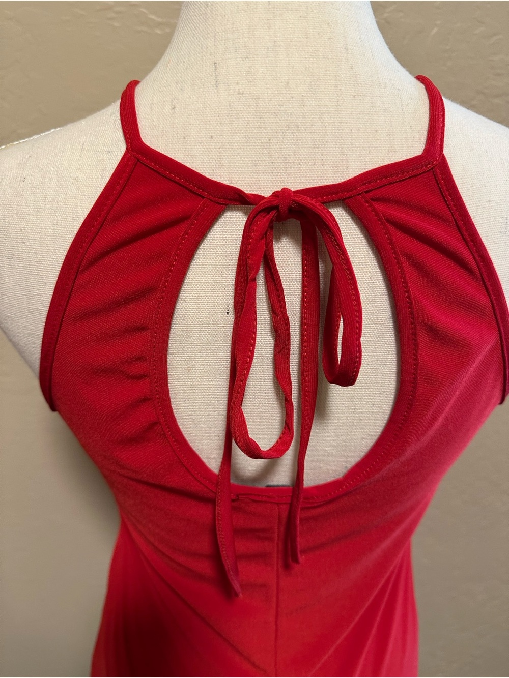 VENUS Red Ruffle Halter Top - Picture 5 of 10